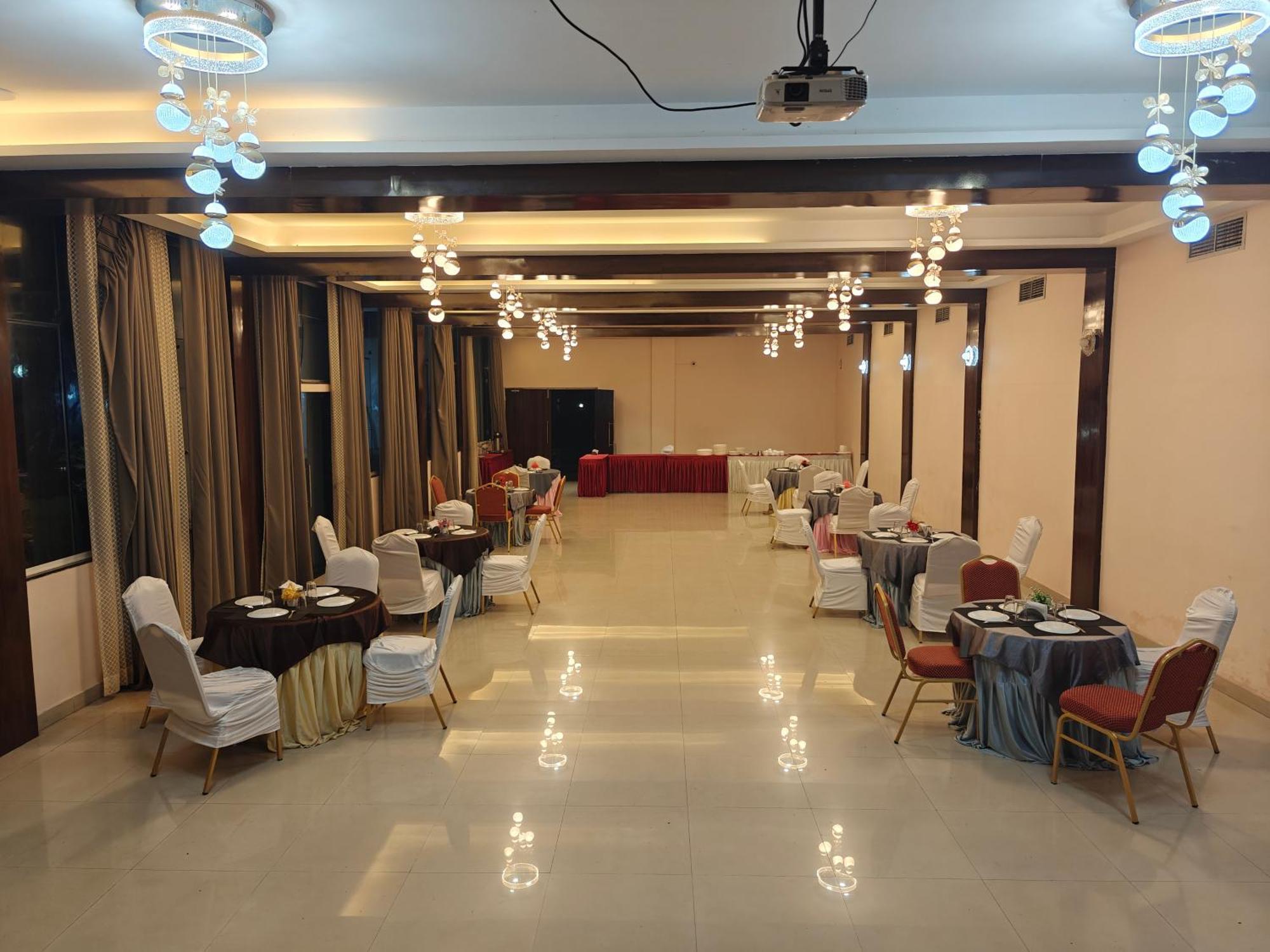 Sai Samrat Resort 사타라 외부 사진
